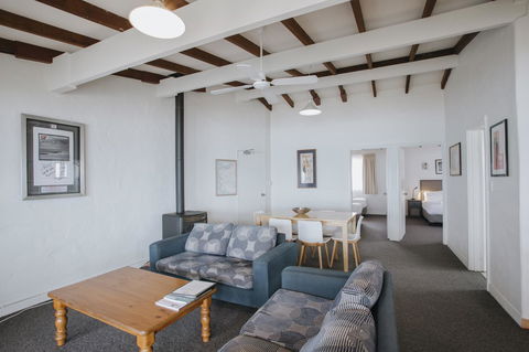 Canal Rocks Beachfront Apartments - Accommodation Gladstone 38