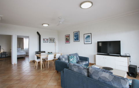 Canal Rocks Beachfront Apartments - Accommodation Gladstone 33