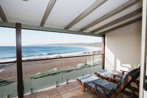 Canal Rocks Beachfront Apartments - Accommodation Gladstone 18