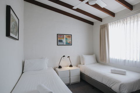 Canal Rocks Beachfront Apartments - Accommodation Gladstone 31