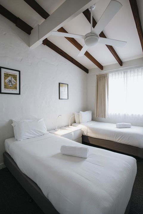 Canal Rocks Beachfront Apartments - Accommodation Gladstone 37