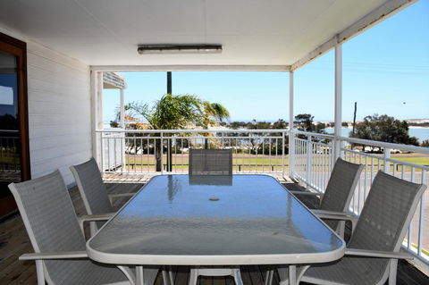 Kalbarri Seafront Villas - Accommodation Gladstone 4