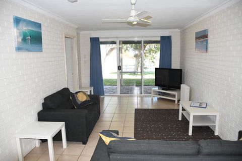 Kalbarri Seafront Villas - Accommodation Gladstone 13