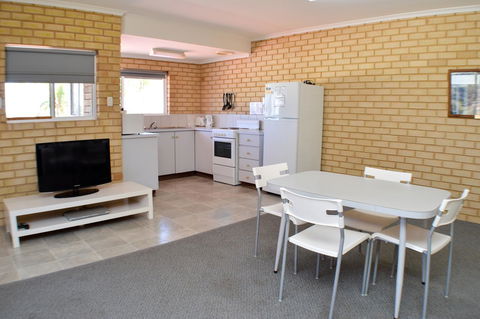 Kalbarri Seafront Villas - Accommodation Gladstone 37