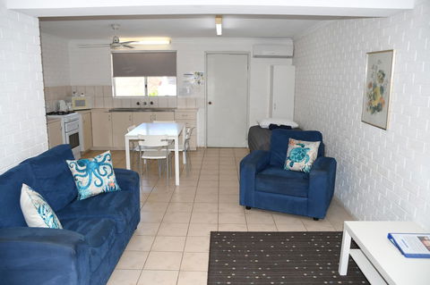 Kalbarri Seafront Villas - Accommodation Gladstone 12