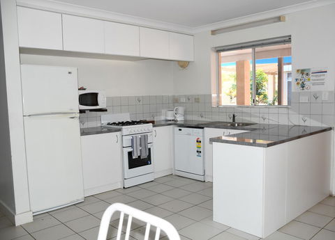 Kalbarri Seafront Villas - Accommodation Gladstone 6