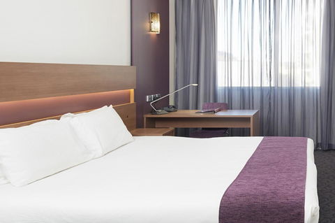 Quality Hotel Ambassador Perth - Accommodation Gladstone 5