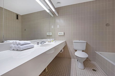 Quality Hotel Ambassador Perth - Accommodation Gladstone 28