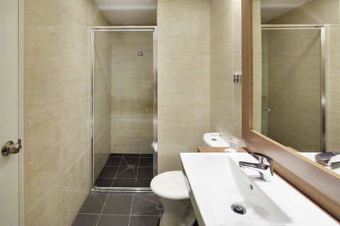 Quality Hotel Ambassador Perth - Accommodation Gladstone 6