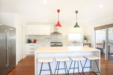 Calming Waters - Pet Friendly - Community Pool - Accommodation Gladstone 14