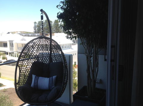 La Sea-esta Retreat At South Beach - Accommodation Gladstone 2