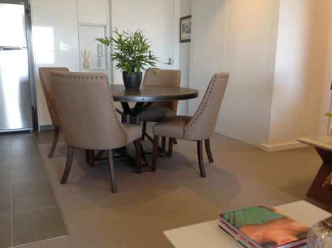 La Sea-esta Retreat At South Beach - Accommodation Gladstone 12