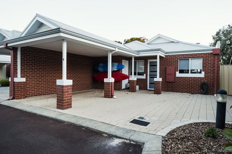 FortyTwo - Oceanside Retreat Busselton - Accommodation Gladstone 4