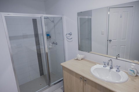 FortyTwo - Oceanside Retreat Busselton - Accommodation Gladstone 12