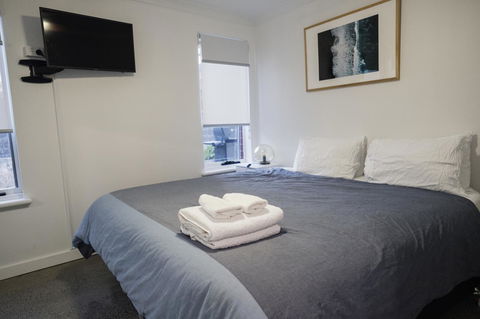 FortyTwo - Oceanside Retreat Busselton - Accommodation Gladstone 3