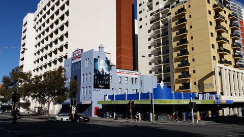 Akara Hotel - Accommodation Gladstone 0