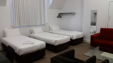 Akara Hotel - Accommodation Gladstone 33