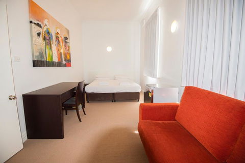 Akara Hotel - Accommodation Gladstone 11