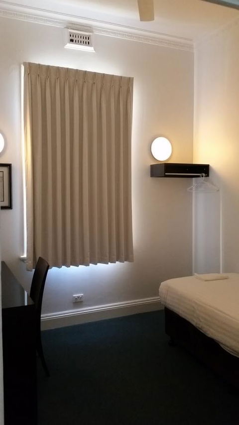 Akara Hotel - Accommodation Gladstone 24