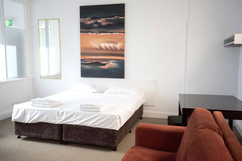 Akara Hotel - Accommodation Gladstone 4