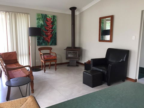 Beachside Prevelly Villas - Accommodation Gladstone 36