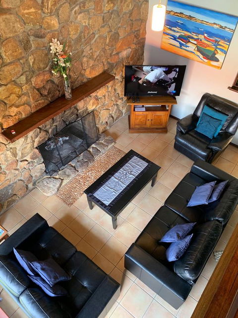 Beachside Prevelly Villas - Accommodation Gladstone 12