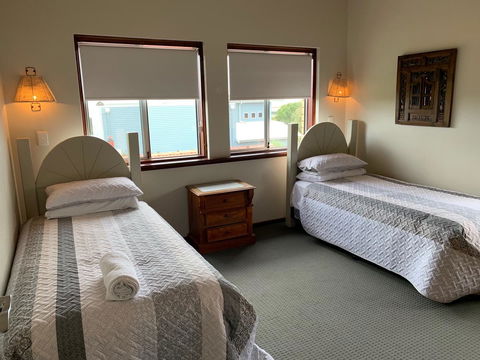 Beachside Prevelly Villas - Accommodation Gladstone 26