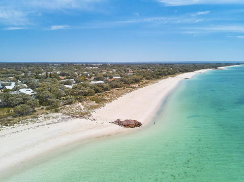 Cape View Beach Resort - Accommodation Gladstone 9