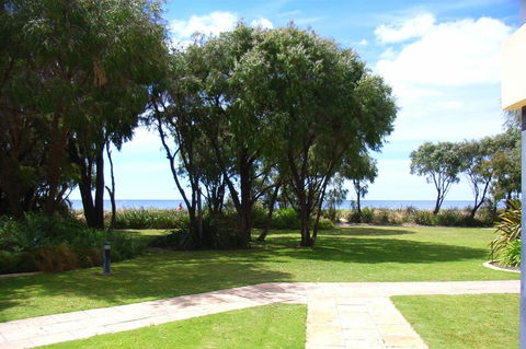 Cape View Beach Resort - Accommodation Gladstone 43