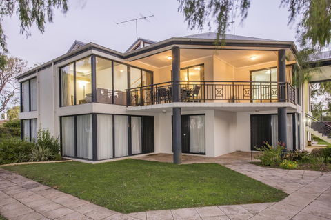 Cape View Beach Resort - Accommodation Gladstone 28
