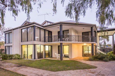 Cape View Beach Resort - Accommodation Gladstone 21