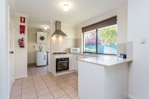 Country Comfort Perth - Accommodation Gladstone 16