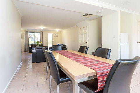 Country Comfort Perth - Accommodation Gladstone 18