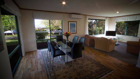 Karri Mia Chalets And Studios - Accommodation Gladstone 29