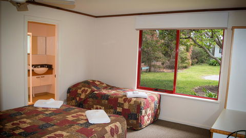 Karri Mia Chalets And Studios - Accommodation Gladstone 33