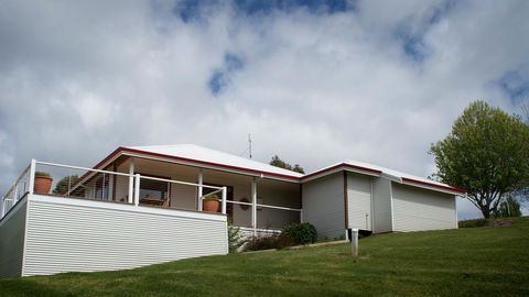 Karri Mia Chalets And Studios - Accommodation Gladstone 35