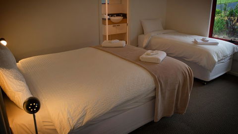 Karri Mia Chalets And Studios - Accommodation Gladstone 6