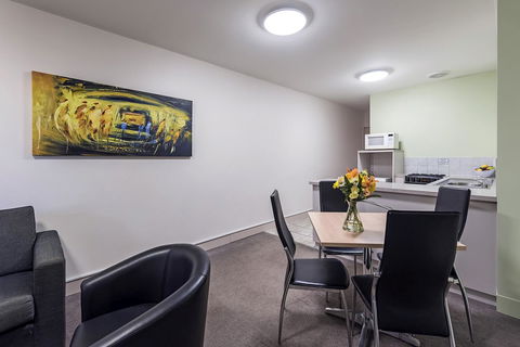 Comfort Inn & Suites Goodearth Perth - Accommodation Gladstone 8