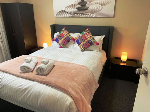 West Beach Lagoon 123 - Location & Views!!! - Accommodation Gladstone 2