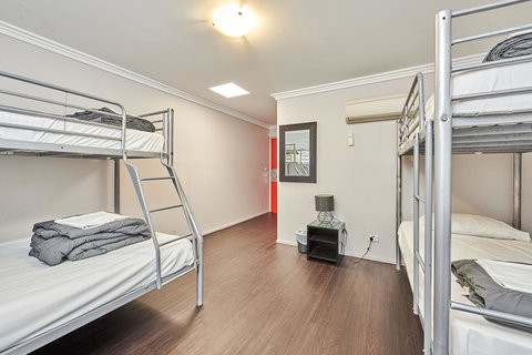 Nomads Byron Bay Backpackers - Accommodation Gladstone 34