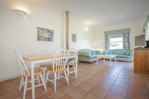 Middleton Beach By The BnB Collection - Accommodation Gladstone 24