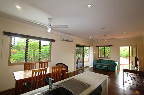 Kimberley Hotel - Accommodation Gladstone 4
