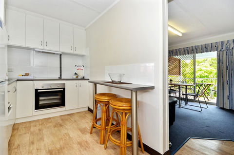 Dolphin Lodge Albany - Self Contained Apartments At Middleton Beach - Accommodation Gladstone 3