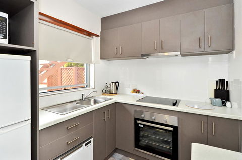 Dolphin Lodge Albany - Self Contained Apartments At Middleton Beach - Accommodation Gladstone 31