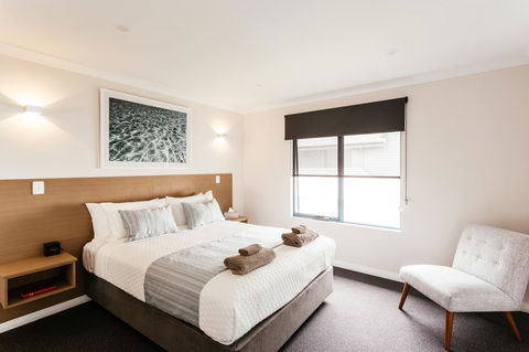 Dolphin Lodge Albany - Self Contained Apartments At Middleton Beach - Accommodation Gladstone 2
