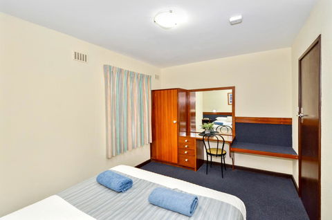 Dolphin Lodge Albany - Self Contained Apartments At Middleton Beach - Accommodation Gladstone 25