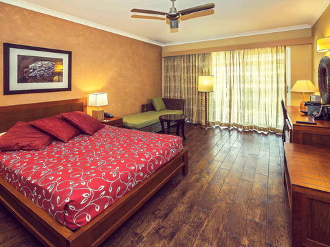 The Continental Hotel - Accommodation Gladstone 42