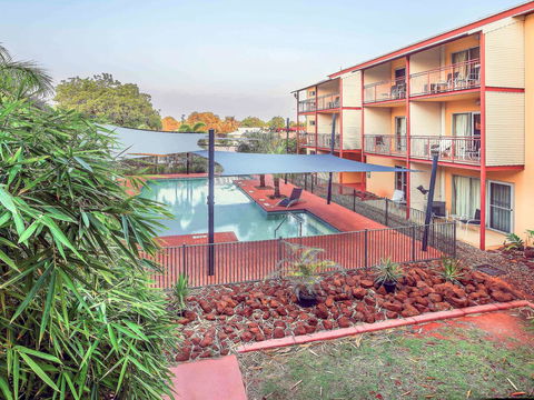 The Continental Hotel - Accommodation Gladstone 36