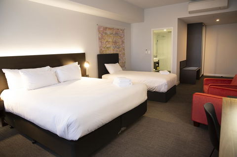 The Gerald Apartment Hotel - Accommodation Gladstone 18