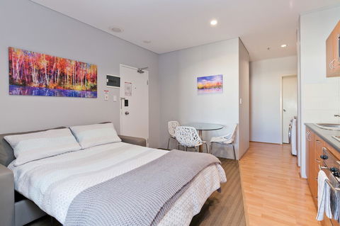 Central City Exclusive Apartments - Accommodation Gladstone 14